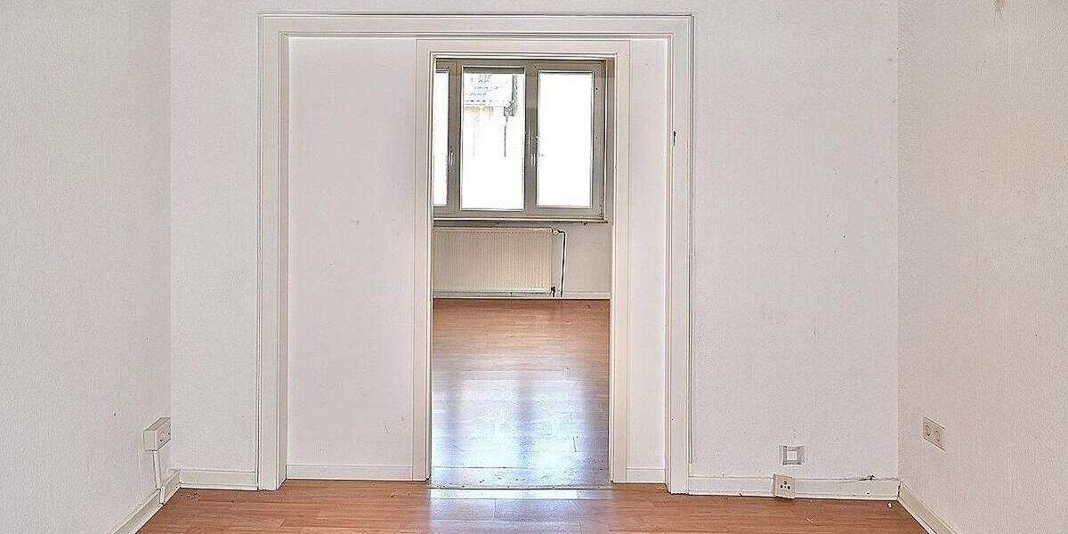Etagenwohnung Recklinghausen Süd - 6 Zimmer, 220 m&sup2;, 299.900&euro; | Angebot:25373879