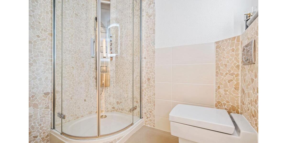 Etagenwohnung Bochum Querenburg - 2 Zimmer, 74 m&sup2;, 200.000&euro; | Angebot:27003173