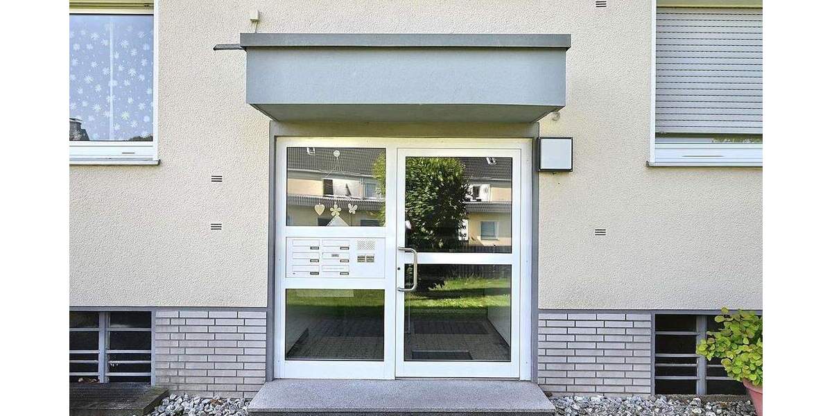 Etagenwohnung Bochum Harpen - 3 Zimmer, 77 m&sup2;, 155.000&euro; | Angebot:25782532