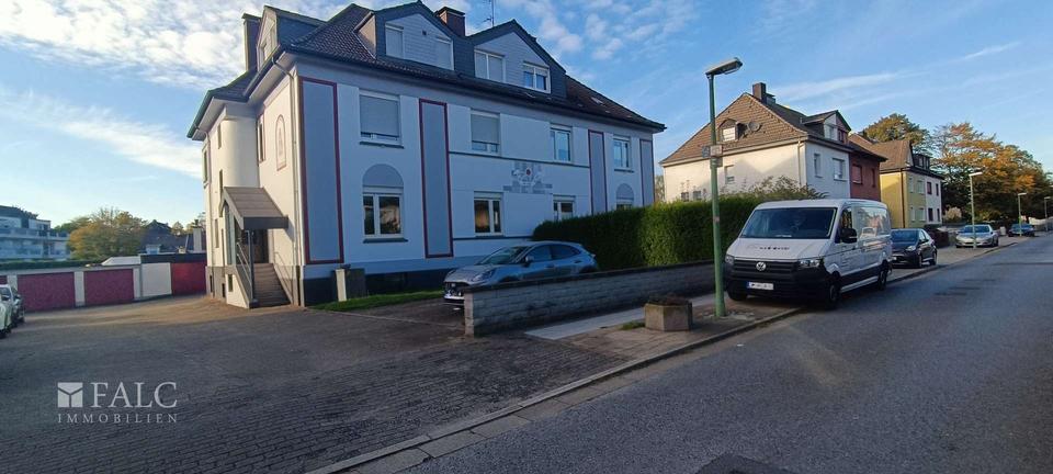 Nostalgie trifft Charme: 3,5-Zimmer-Wohnung auf 125 m² mit Terrasse 3 zimmer