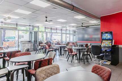 Haus zum Kaufen in Wuppertal Barmen 685.000 € 256 m² 8 zimmer