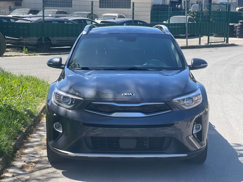 Kia Stonic 199.845 km 9.499 € Essen 45276