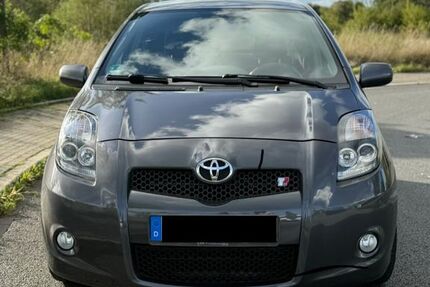 Toyota Yaris 133.808 km 6.500 € Bochum 44805