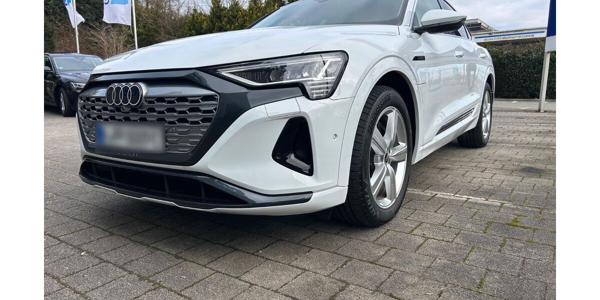Audi Q8 10.715 km 47.990 &euro; Wuppertal 42349