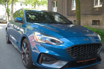 Ford Focus 92.000 km 17.900 &euro; Gelsenkirchen 45889