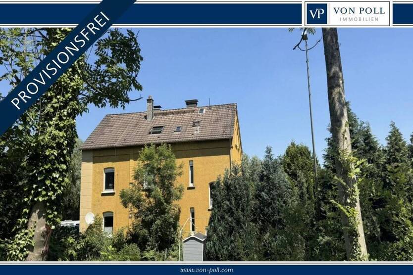 Haus in grüner Natur (Pferdehaltung in naher Umgebung)