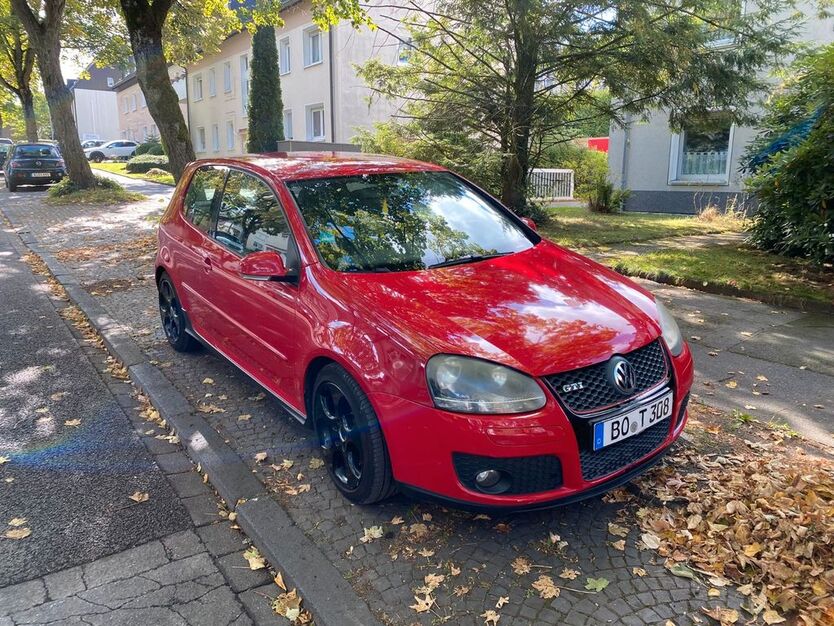 VW Golf 201.000 km 3.500 € Bochum 44795