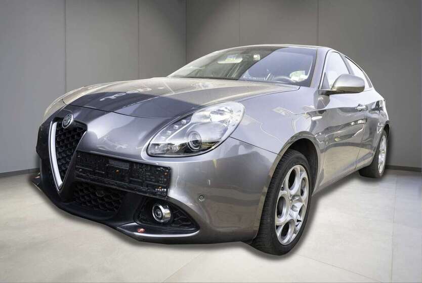 Alfa Romeo Giulietta 40.700 km 13.952 € Herne 44625