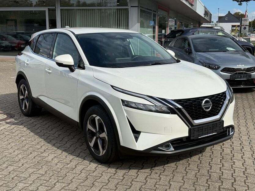 Nissan Qashqai 39.426 km 23.990 € Witten 58456
