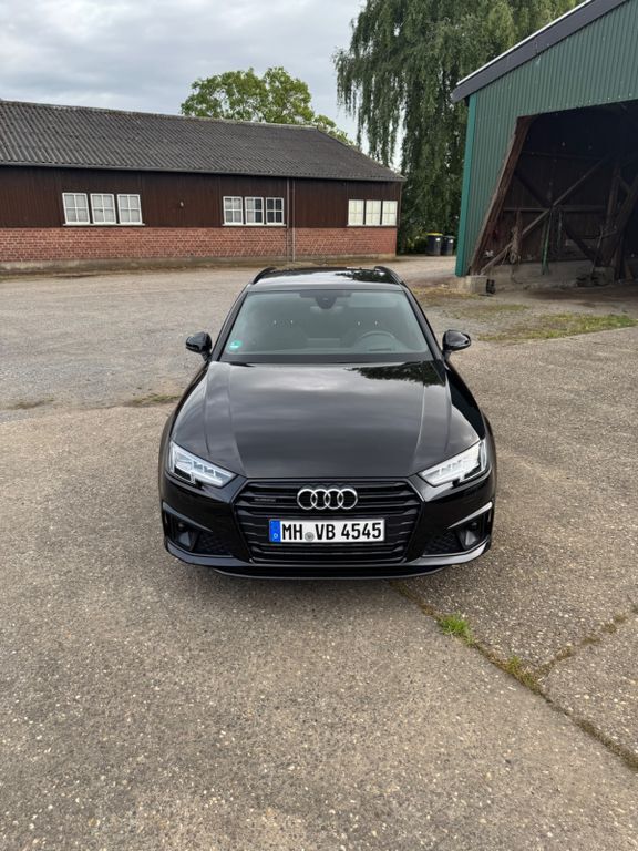 Audi A4 69.000 km 28.900 € Mülheim 45470