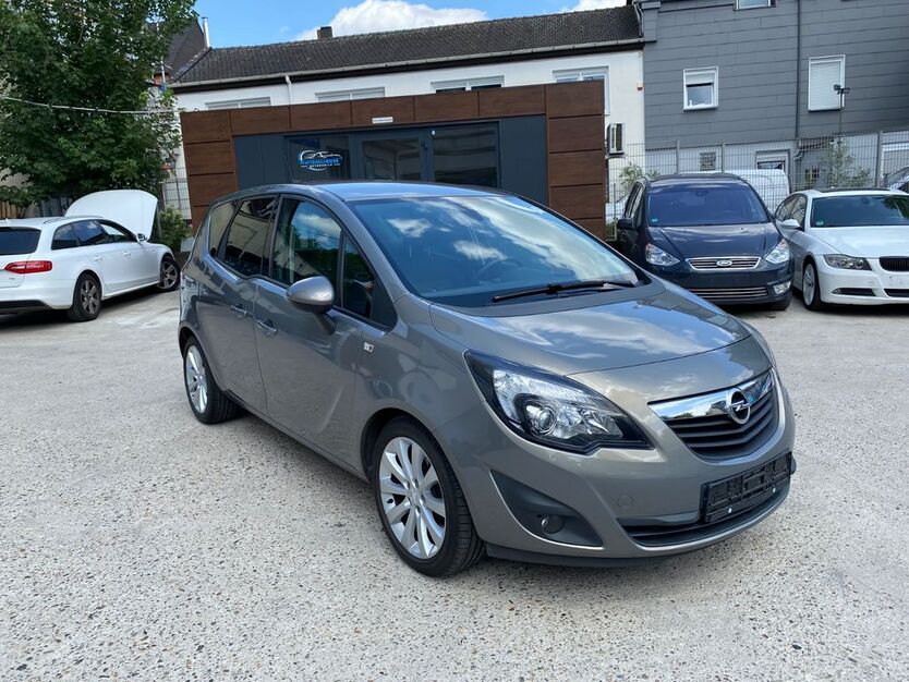 Opel Meriva 152.400 km 6.000 € Bochum-Wattenscheid 44866