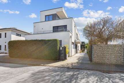 Haus Ratingen-Hösel Hösel - 6 Zimmer, 190 m&sup2;, 3.080&euro; | Angebot:25831870