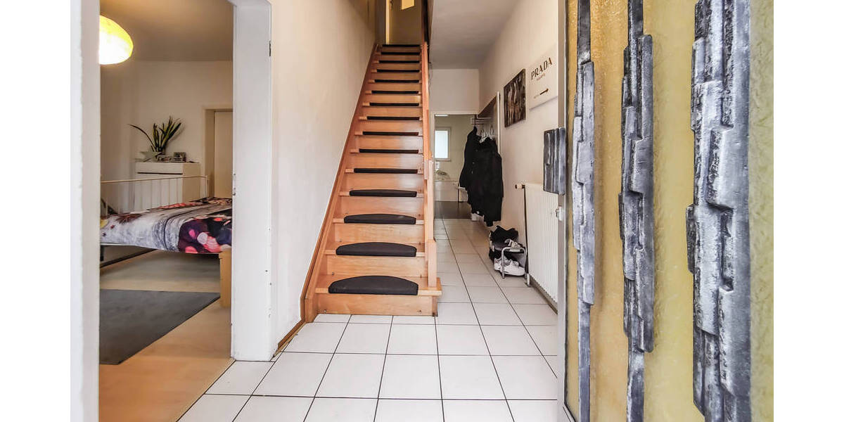 Einfamilienhaus Witten Rüdinghausen - 7 Zimmer, 142 m&sup2;, 349.000&euro; | Angebot:23941778