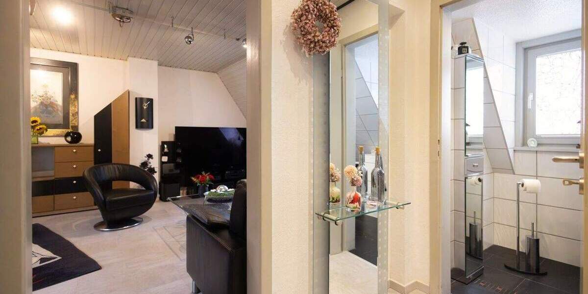 Doppelhaushälfte Bochum Hamme - 4 Zimmer, 101 m&sup2;, 299.000&euro; | Angebot:25142269