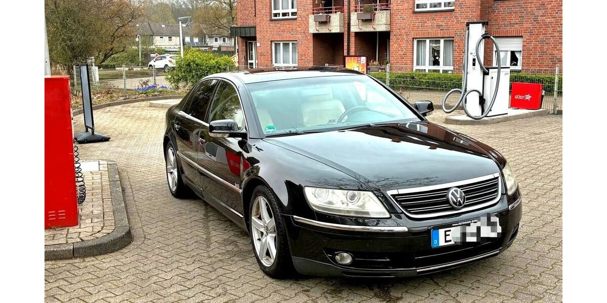 VW Phaeton 298.000 km 3.200 &euro; Essen 45327