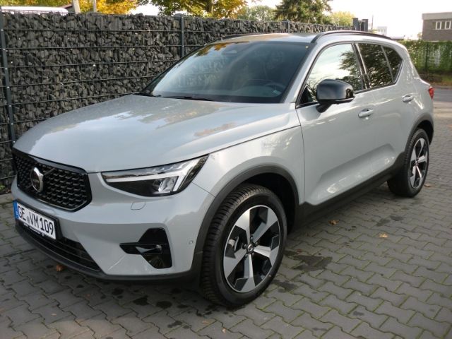 Volvo XC40 15.900 km 37.990 € Gelsenkirchen 45891