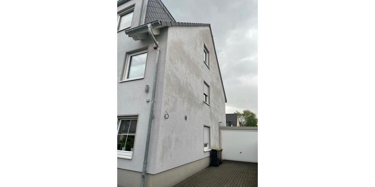 Doppelhaushälfte Essen Stadtbezirk V - 5 Zimmer, 133 m&sup2;, 2.150&euro; | Angebot:25422427