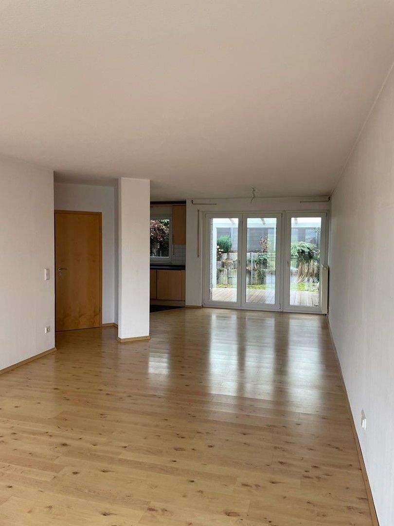 Provisionsfrei in Lavesem ! Reihenhaus+Einbauküche + Garage 5 zimmer