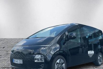 Hyundai STARIA 13.000 km 40.840 € Radevormwald 42477