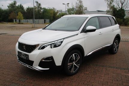 Peugeot 5008 75.300 km 18.490 € Recklinghausen 45663