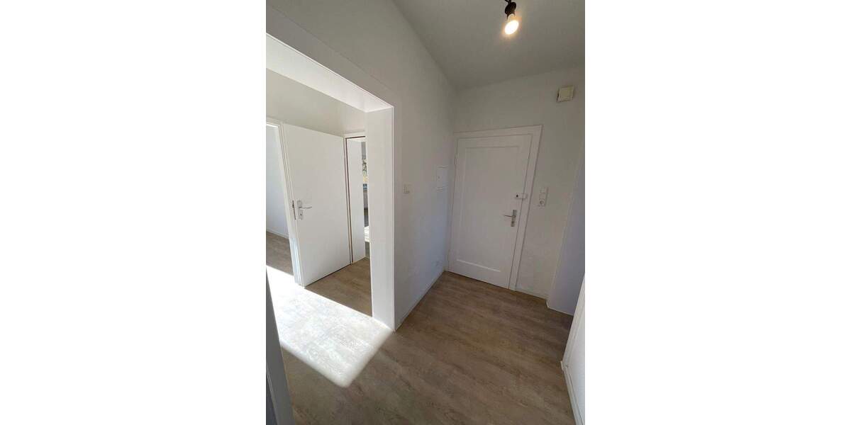 Etagenwohnung Wuppertal Barmen - 4 Zimmer, 94 m&sup2;, 759&euro; | Angebot:25701008