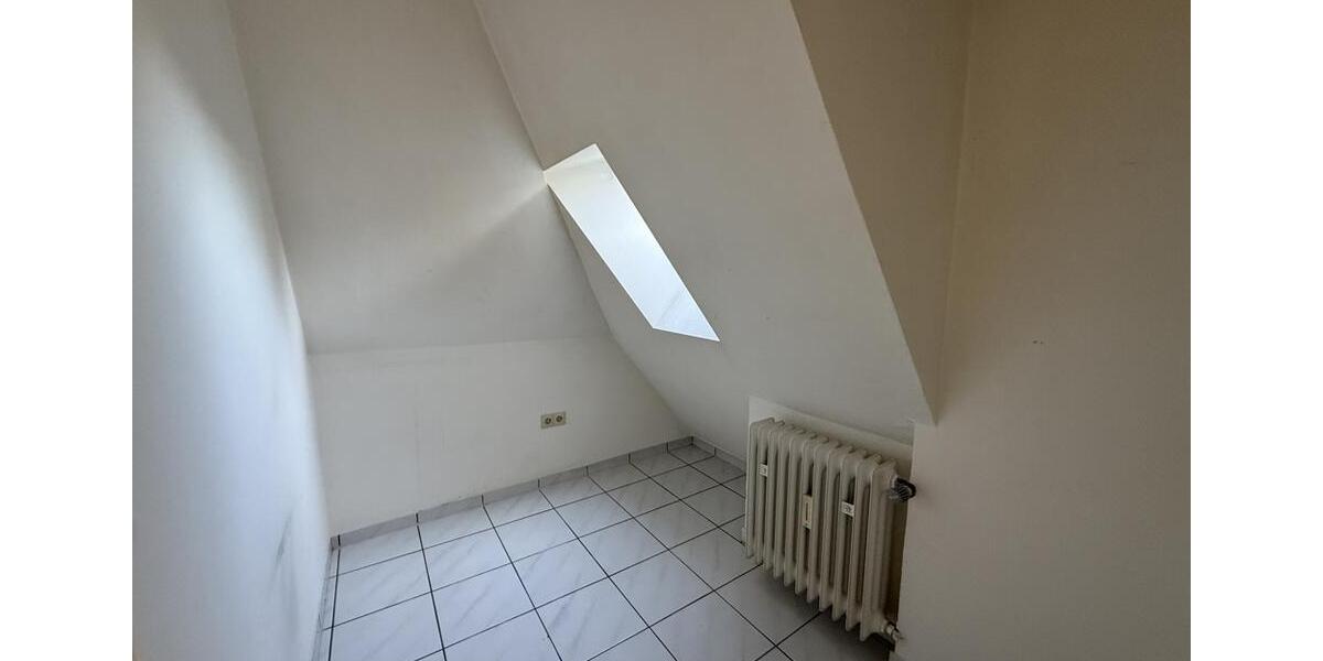 Einzigartiges Mietangebot: Historische Villa mit großem Garten | ca. 310 m² Wohnfläche 12 zimmer