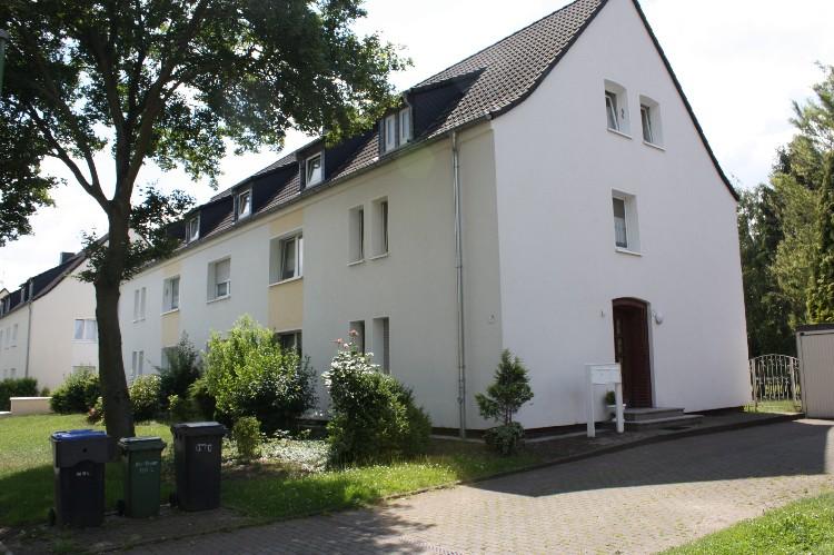 Dachgeschoßwohnung Lünen Brambauer - 3.5 Zimmer, 71 m&sup2;, 627&euro; | Angebot:25845033