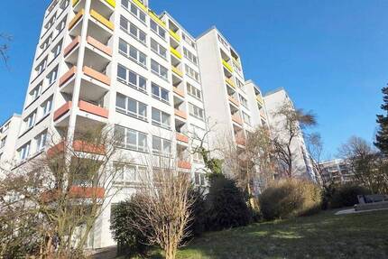 Wohnung Bochum Querenburg - 5 Zimmer, 125 m&sup2;, 990&euro; | Angebot:26627294