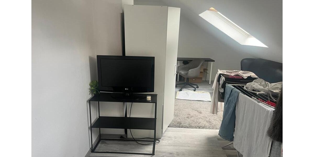 Dachgeschoßwohnung Dortmund Brackel - 2 Zimmer, 58 m&sup2;, 550&euro; | Angebot:27595047