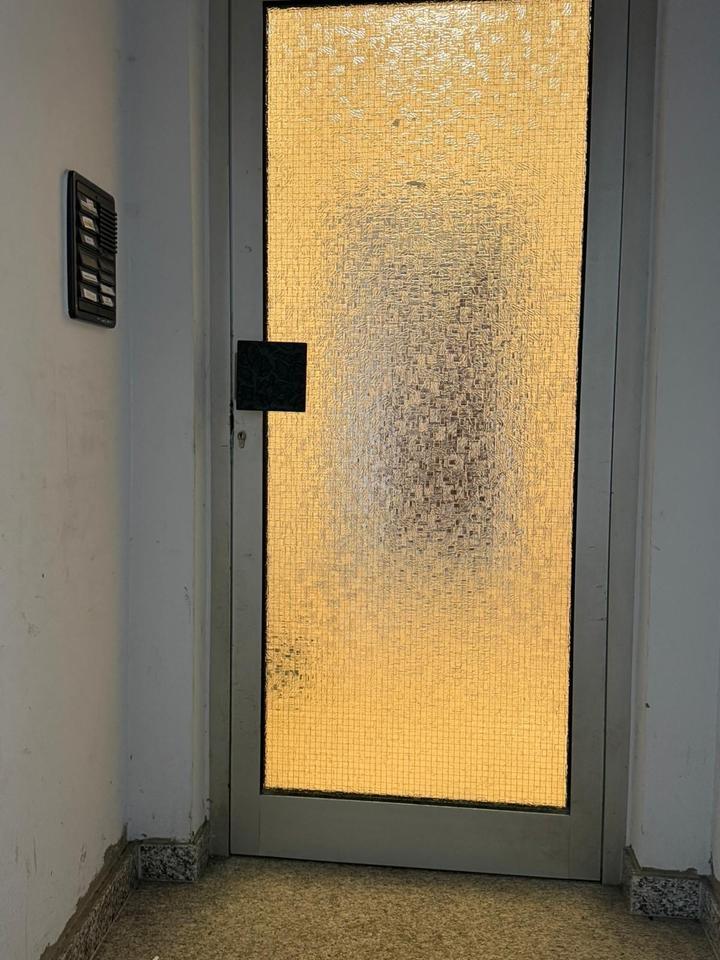 Schöne 2 Zimmer Wohnung zu verkaufen 45Qm zimmer
