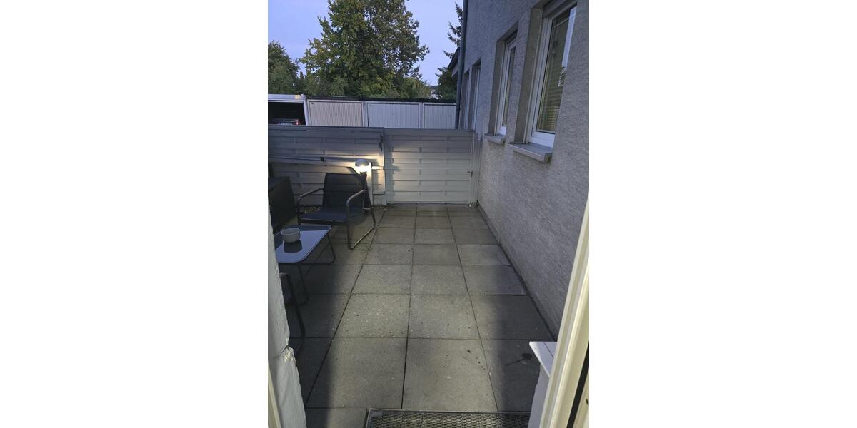 Wohnung zu vermieten Erdgeschoss mit Terrasse, Garage 3 zimmer