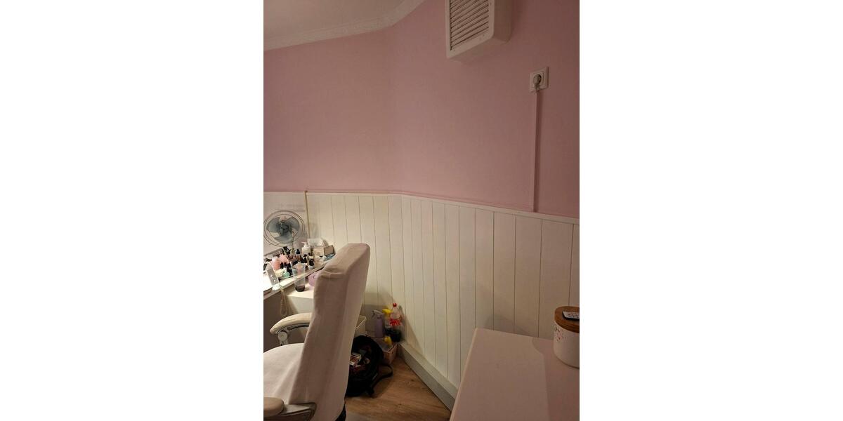 ehem. Kosmetikstudio in Toplage St. Augustin zimmer