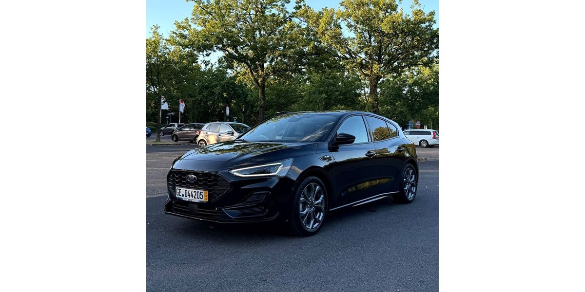 Ford Focus 35.425 km 19.799 &euro; Herne 44651