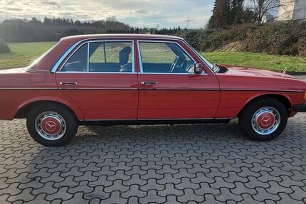 Mercedes 230
