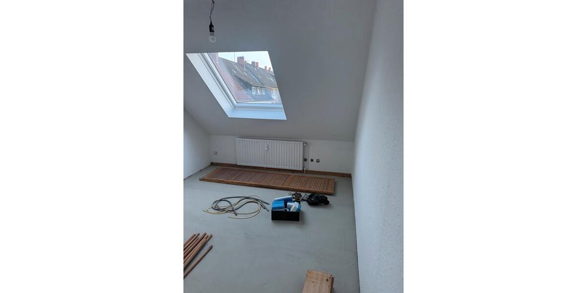 Dachgeschoßwohnung Gelsenkirchen Gelsenkirchen-Nord - 4 Zimmer, 103 m&sup2;, 1.200&euro; | Angebot:25638798