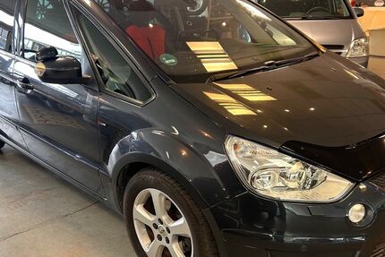 Ford S-Max 224.000 km 2.999 € Bochum 44791