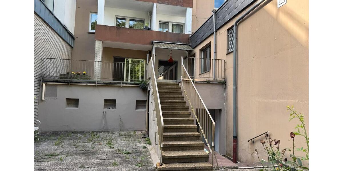 Dortmund Arndtstrasse 26, 170qm Wohnung mit Garten 5 zimmer