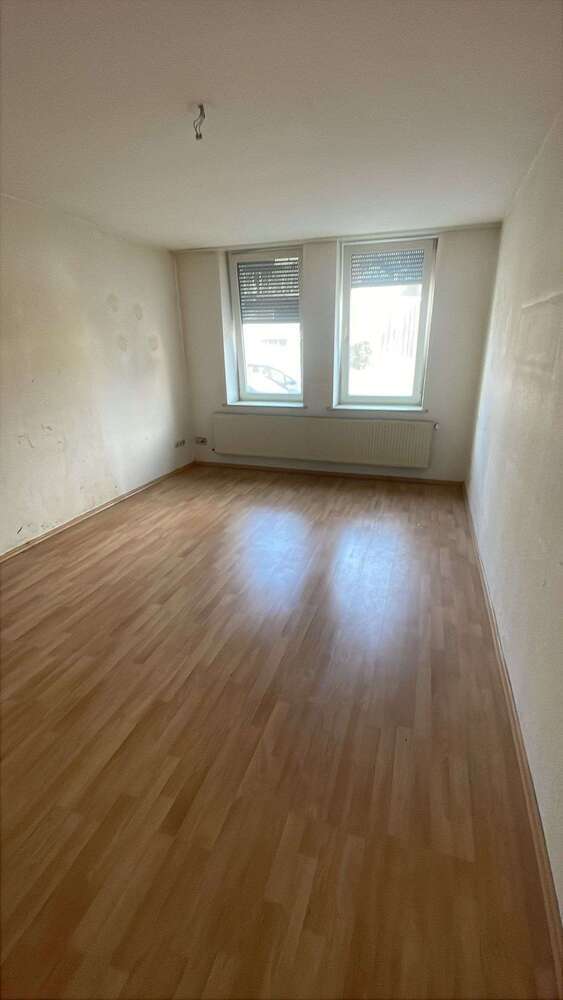 Wohnung zum Mieten in Bochum 450 € 64.6 m²