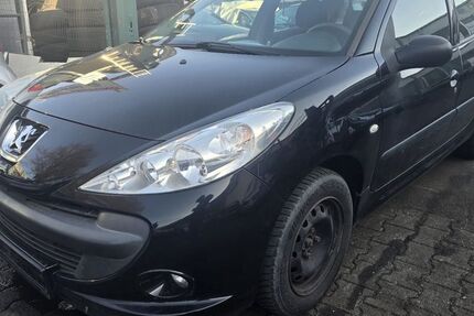 Peugeot 206 130.000 km 3.000 &euro; Wuppertal 42281
