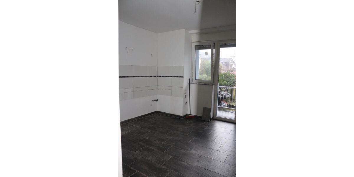 Hochparterre Hagen Hagen-Mitte - 3 Zimmer, 81 m&sup2;, 165.000&euro; | Angebot:27191527