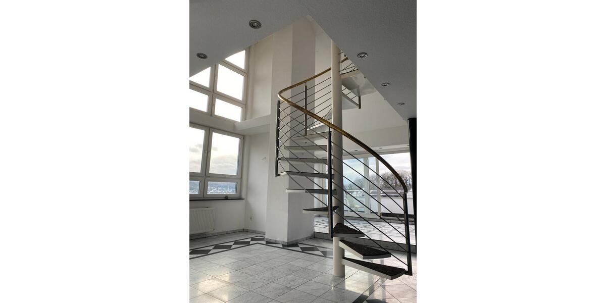 Exklusive Maisonette mit offener Galerie, Dachterrasse, Carport 4 zimmer