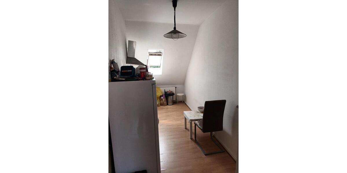 Dachgeschoss Wohnung zu verkaufen 2.5 zimmer