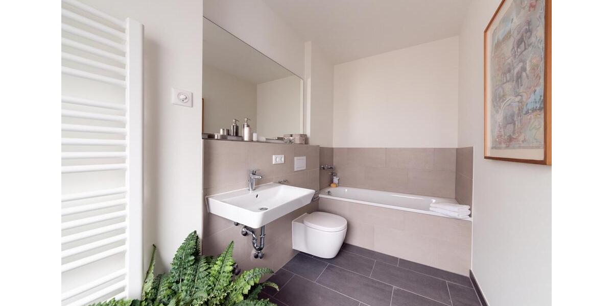 Bezugsfertige Wohnung - Einfach Möbel rein und Füße hoch! 4 zimmer