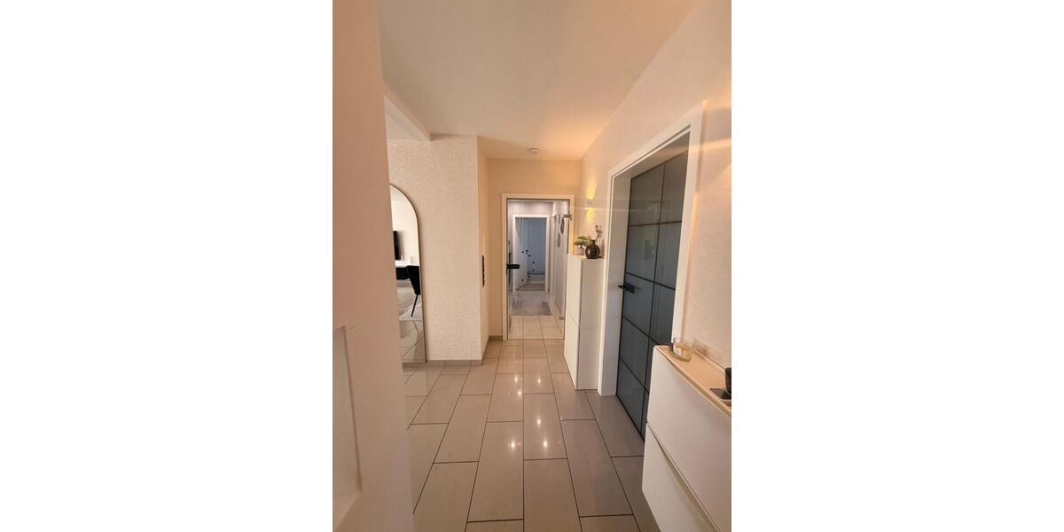 Dachgeschoßwohnung Schwerte - 3.5 Zimmer, 74 m&sup2;, 239.000&euro; | Angebot:25270495