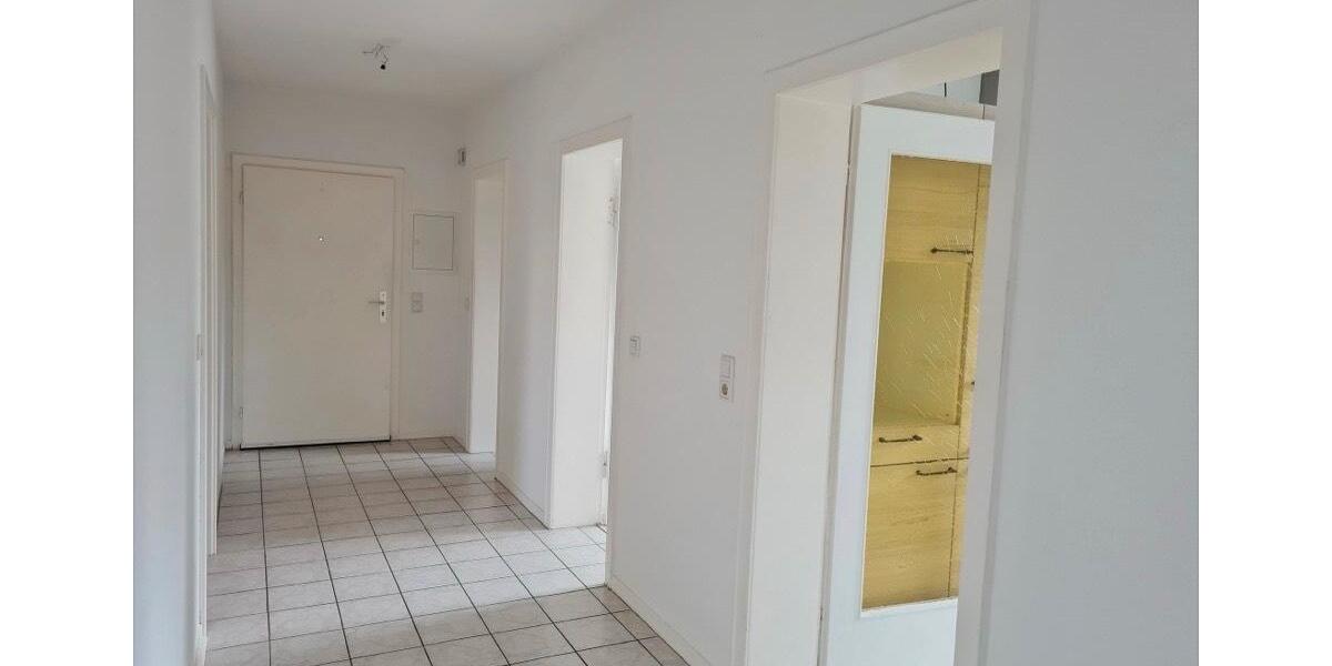 Etagenwohnung Lünen Brambauer - 3 Zimmer, 94 m&sup2;, 900&euro; | Angebot:25793376