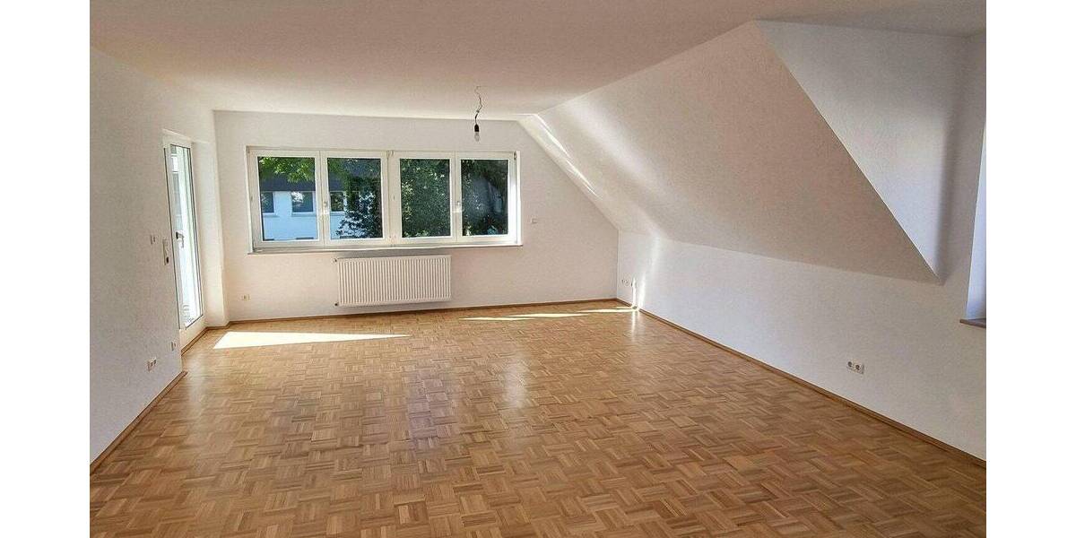 Etagenwohnung Bochum Höntrop - 3 Zimmer, 118 m&sup2;, 1.250&euro; | Angebot:26875118