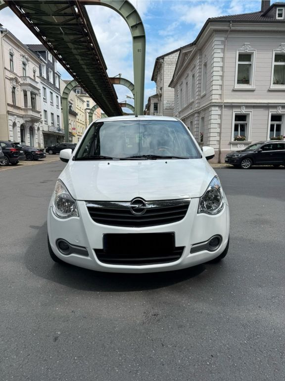 Opel Agila 126.620 km 2.950 € Wuppertal 42329