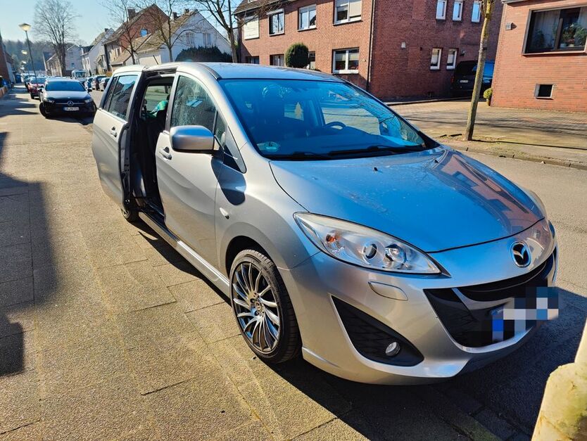 Mazda 5 133.359 km 7.000 € Oberhausen 46119