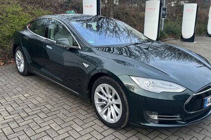 Tesla Model S 424.290 km 25.900 &euro; Bochum 44866