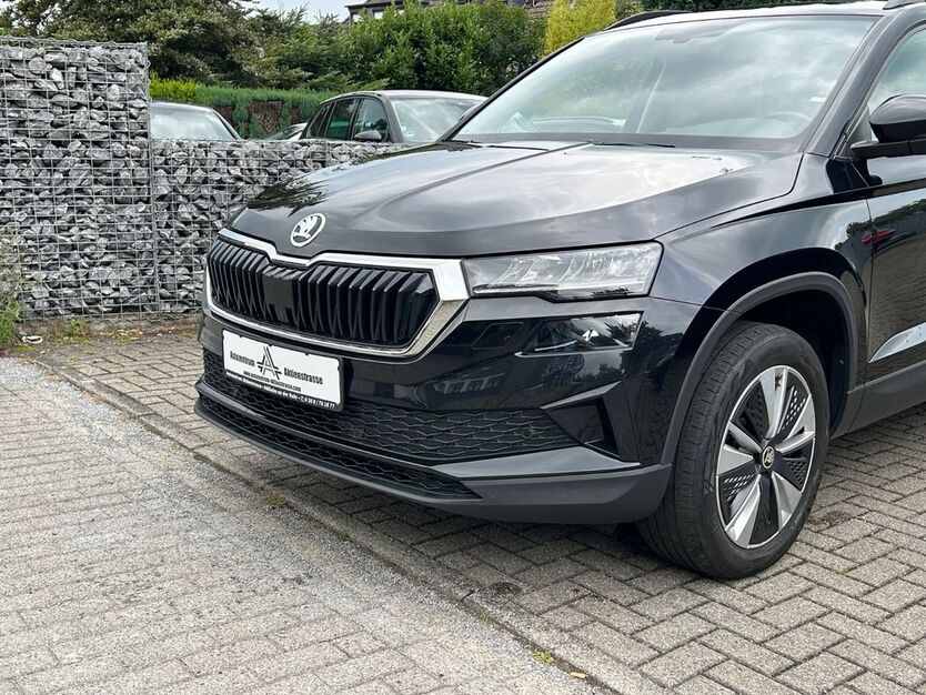 Skoda Karoq 107.300 km 21.499 € Mülheim / Ruhr 45473